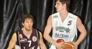 Nicol�s De los Santos es la cuarta ficha de Regatas