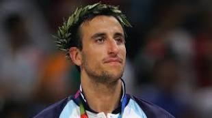 A diez a�os de tocar el cielo dorado