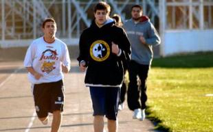 Gimnasia busca refuerzos y sigue su preparaci�n