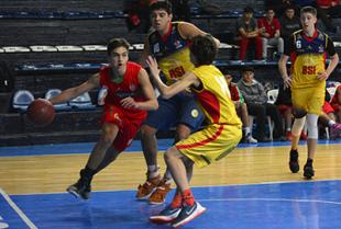 Leandro Alem va por m�s en la temporada