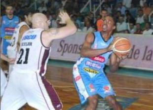 Jerome Meyinsse reforzar� a Bah�a Estudiantes