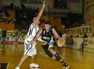 Libertad lo resolvi� con contundencia