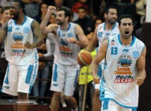 Un inmenso Regatas dice �Camp...�