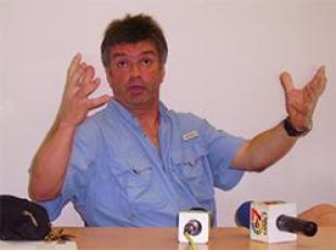 �El club decidi� mi corte�