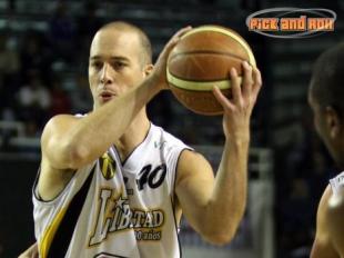 Y el pivot de Regatas es�