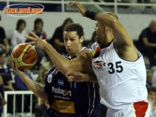 Pe�arol tambi�n cumpli� y clasificaron los argentinos