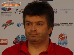 Dur� no ser� el t�cnico de las chicas