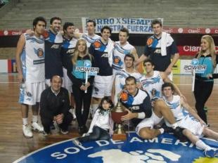 La Uni�n prob� con Paraguay