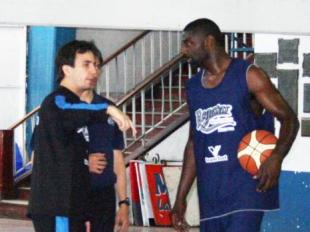 Regatas se mide con Alvear en Villa �ngela