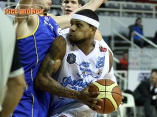 Pe�arol sigue adelante con su sue�o Sudamericano