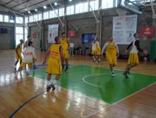 Brasil vence a Pe�arol