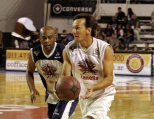 Empez� la gran fiesta del b�squet