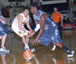 Obras impuso su jerarqu�a en Jun�n