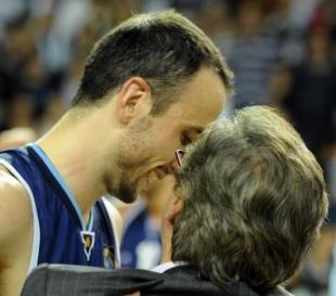 Manu Gin�bili: �De este equipo rescato la uni�n�