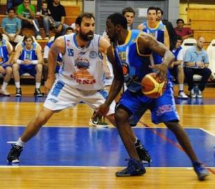 Regatas cerr� al palo la gira