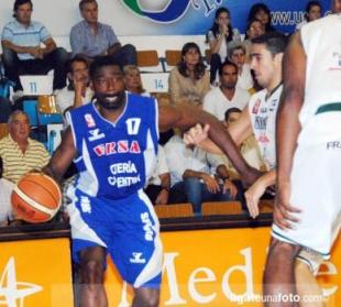 Regatas �aplast� a Gimnasia