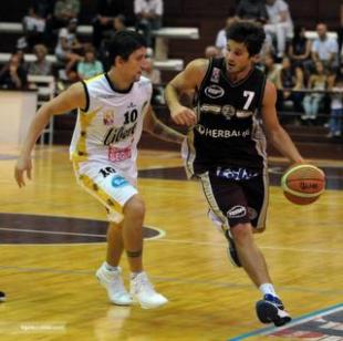 Lan�s venci� a Libertad en suplementario