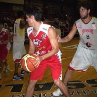 Firmat FBC baj� a Belgrano y se reacomod�