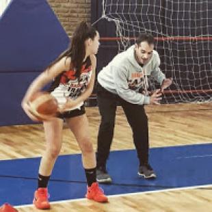 Exito absoluto en Alberdi Club