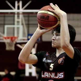 Lan�s y Quimsa se anotan como candidatos en el U19