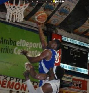 Regatas gan� y contin�a el avance