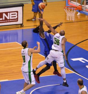 Complet� la resurrecci�n