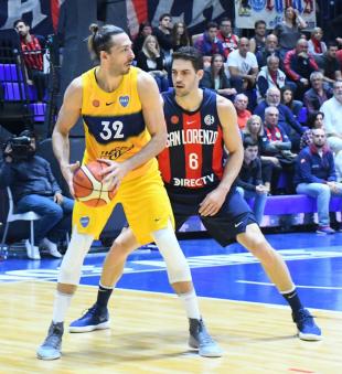 Boca golpe� y sigue latiendo