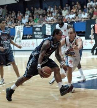 En el debut de Dastugue: Argentino gan�, gust� y gole�