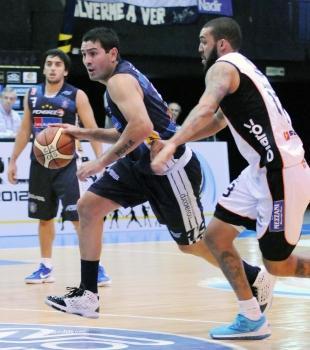 Ganaron Pe�arol y Obras