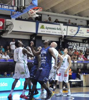 Turcos dominando griegos