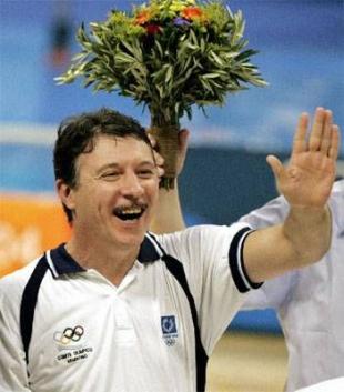 A diez a�os de tocar el cielo dorado