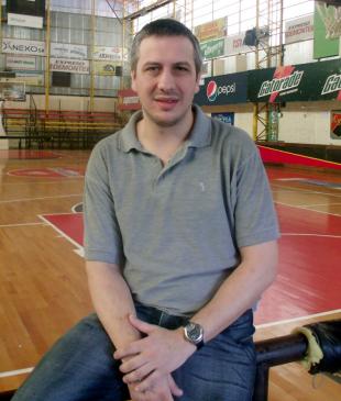 Primeros movimientos en San Mart�n