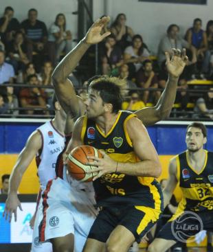 Boca aprovech� las ausencias