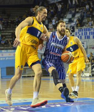 Encendi� los motores