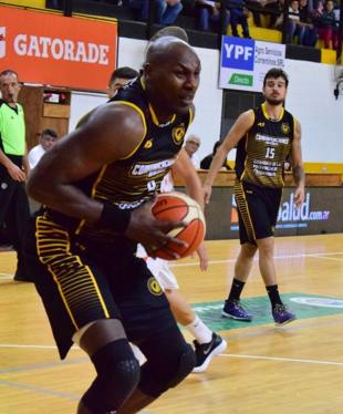 Comu sac� pasaje al F4