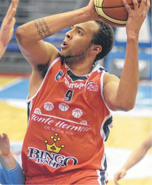 Comunicaciones contrat� a Nicol�s Laur�a