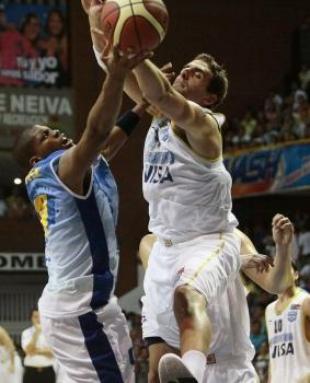 Argentina gan� y qued� primera en el grupo