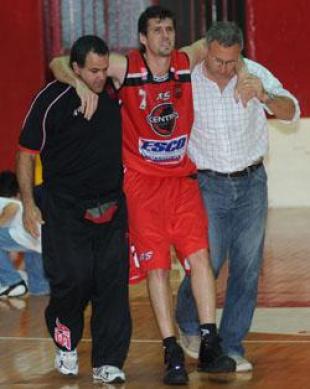 Central logr� una victoria desde el coraz�n