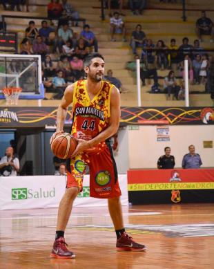 Mat�as Lescano extendi� su v�nculo con San Mart�n