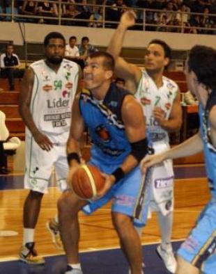 La Uni�n larga la pretemporada