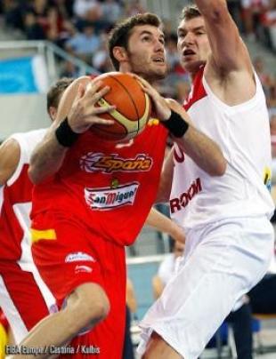 Espa�a golea y ahora va por Francia