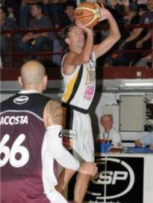 Le rompi� el invicto