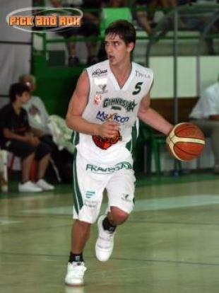 De los Santos se incorpora a Ol�mpico