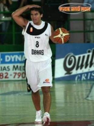 Obras busca base por la baja de Cort�s