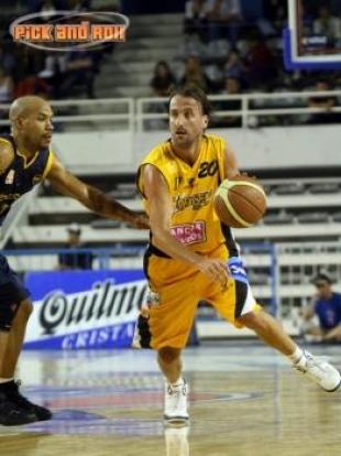 Sebasti�n Gin�bili: �Por ahora no veo el retiro�