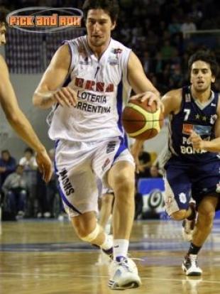 Nicol�s Romano renov� en Regatas Corrientes