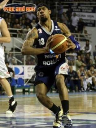 Es oficial: Lamonte a Pe�arol