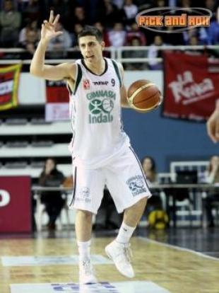 Gimnasia Indalo va camino a Bah�a Blanca