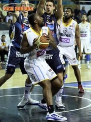 Pe�arol (2) - Obras (1) (4to juego -  Final)