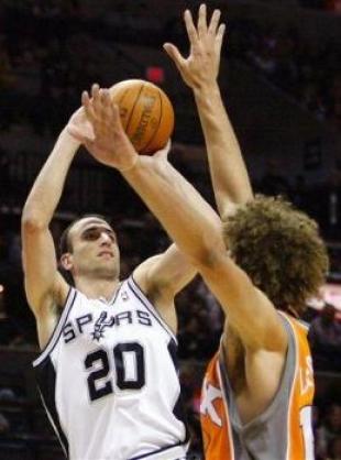 Manu lo cerr� desde la l�nea